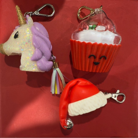 Unicorn, Santa Hat & Cupcake Keychain Set bath & body work pocketbac - Picture 1 of 3